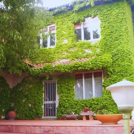 Clarenza - House
