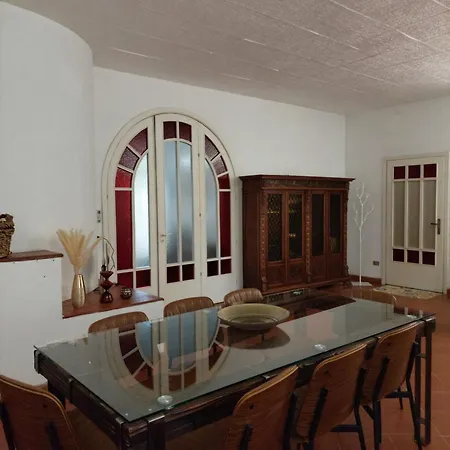 Clarenza - House *