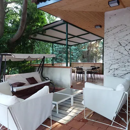 Clarenza - House